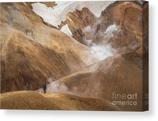 Iceland Canvas Print featuring the photograph Kerlingafjoll mountain by Izet Kapetanovic