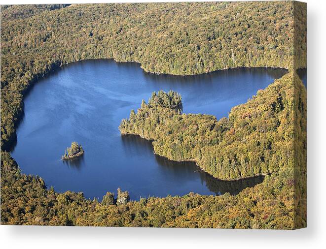 Cessna Canvas Print featuring the photograph Lac Malheur by Eunice Gibb