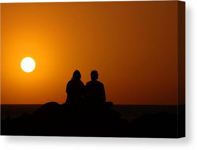 Sunset Canvas Print featuring the photograph Lovers at Sunset by Susanne Van Hulst