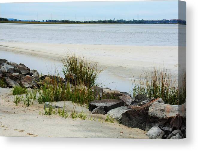 Tide Canvas Print featuring the photograph Low Tide Seascape by Jan Gelders