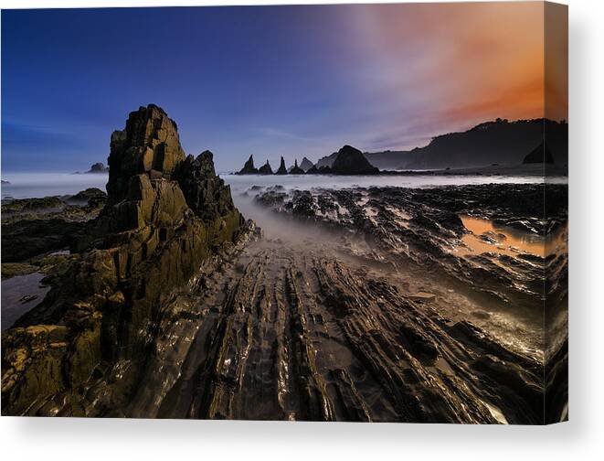 Landscape Canvas Print featuring the photograph Magic Beach by Alberto Garc?a