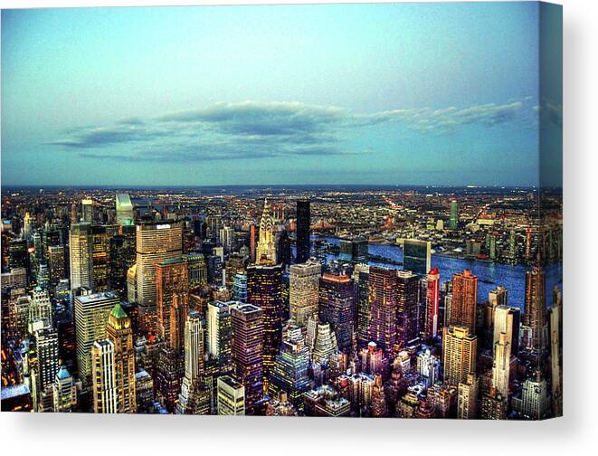 Manhattan Canvas Print featuring the photograph Manhattan's Upper East Side by Randy Aveille