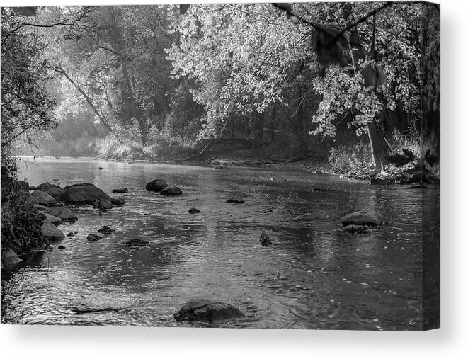 5dii Canvas Print featuring the photograph Menomonee Morning by Mark Mille