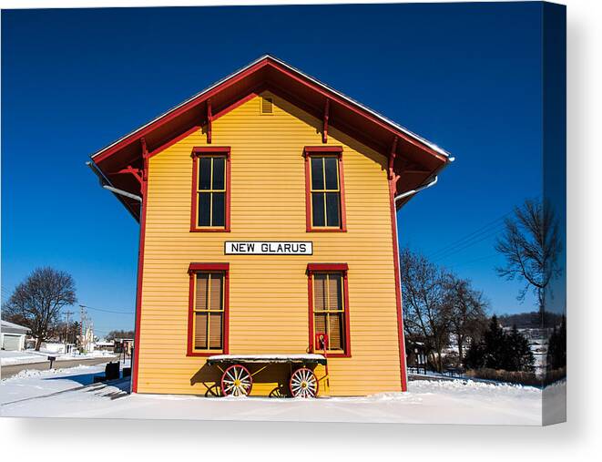 New Glarus Canvas Print featuring the photograph New Glarus Depot by Todd Klassy