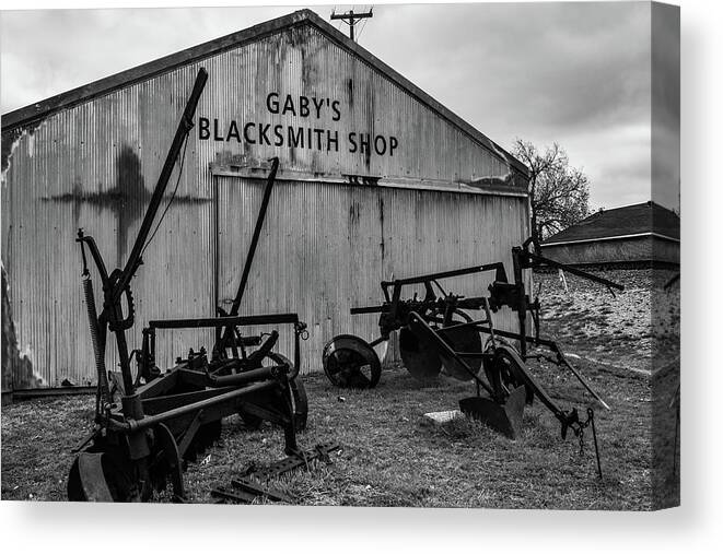 Blacksmith Canvas Print featuring the photograph Old Frisco Blacksmith Shop by Nicole Lloyd