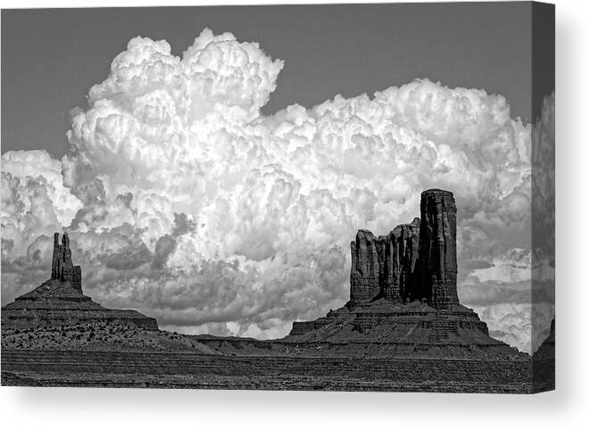 Landscape Canvas Print featuring the photograph One sky above us by Hanna Tor