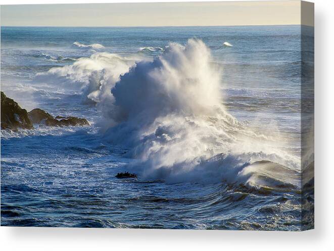 Oregon Canvas Print featuring the photograph Oregon Surf by Dennis Bucklin