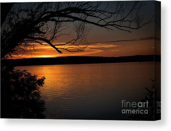 Sunset Canvas Print featuring the photograph Peaceful Nights by Deborah Klubertanz