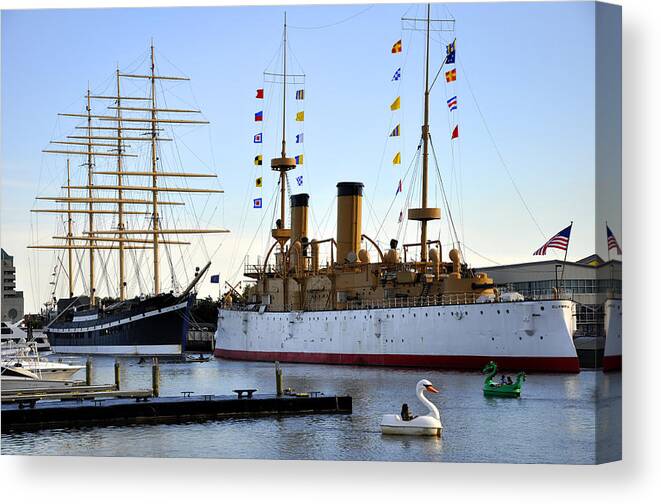 Penn's Landing Canvas Print featuring the photograph Penn's Landing 2015 by Andrew Dinh