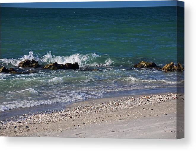 Gulf Canvas Print featuring the photograph Picturing Perfect by Michiale Schneider