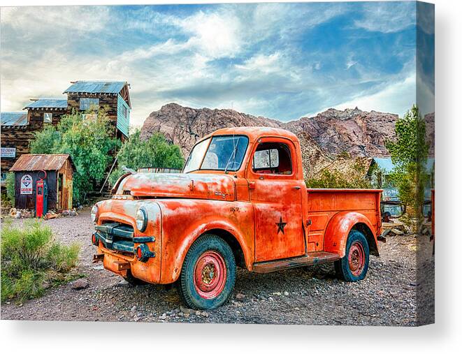 Abandoned Canvas Print featuring the photograph Pit Stop by Aron Kearney
