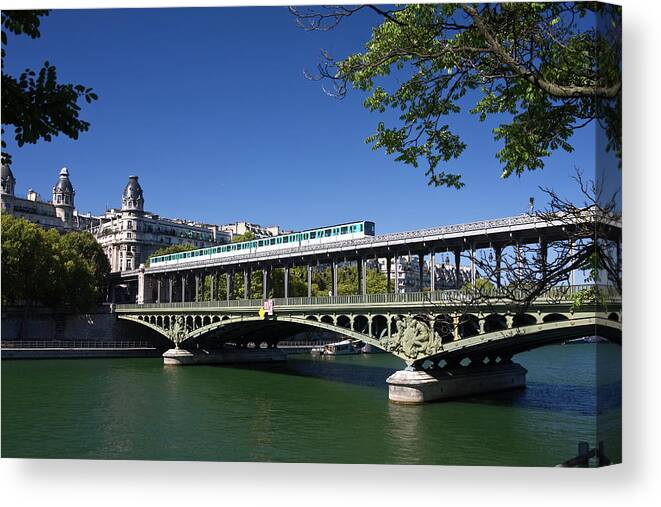 Pont De Bir Hakeim Canvas Print featuring the photograph Pont de Bir Hakeim Paris by Sally Weigand
