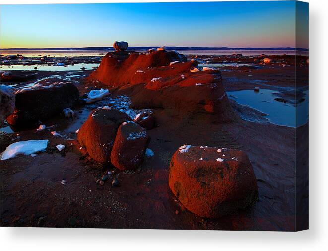 Coastline Canvas Print featuring the photograph Red Sandstone At Low Tide by Irwin Barrett