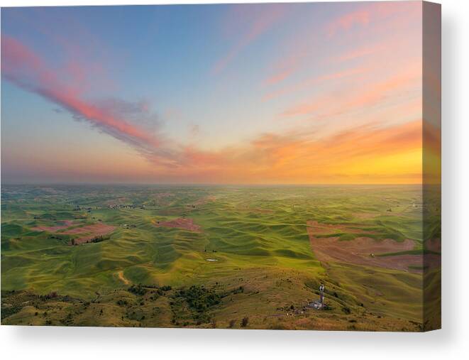 Palouse Canvas Print featuring the photograph Rural Setting by Ryan Manuel