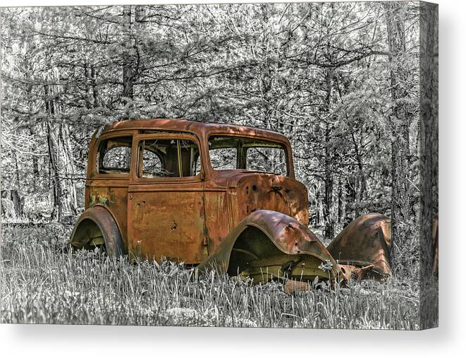 Car Canvas Print featuring the photograph Rust In Peace by Joe Hudspeth