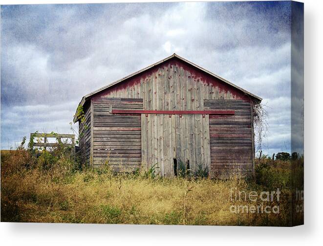 Red Barn Canvas Print featuring the photograph Rustic Red Barn by Tamara Becker