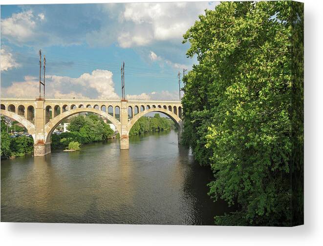 Schuylkill Canvas Print featuring the photograph Schuylkill River at the Manayunk Bridge - Philadelphia by Bill Cannon