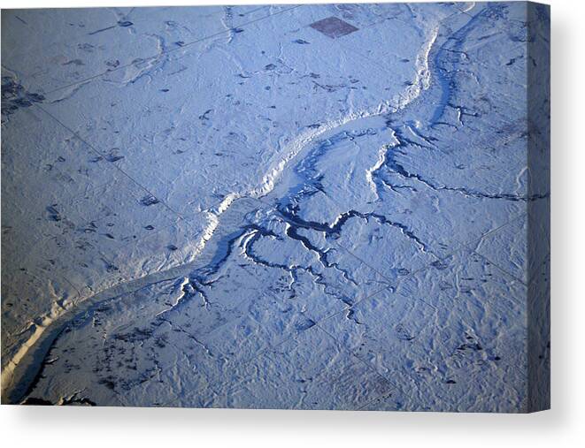 Usa Canvas Print featuring the photograph Snowy river by Dave Perks