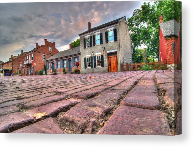 Saint Charles Canvas Print featuring the photograph Street View by Steve Stuller