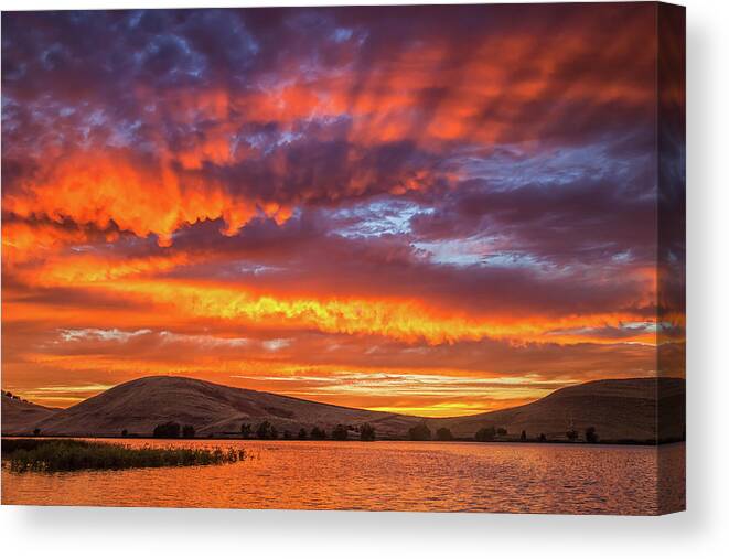 Landscape Canvas Print featuring the photograph Sun Rays at Sunset by Marc Crumpler