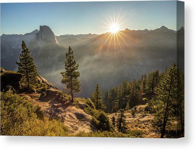 Landscape Canvas Print featuring the photograph Sunrise at Glacier point by Davorin Mance