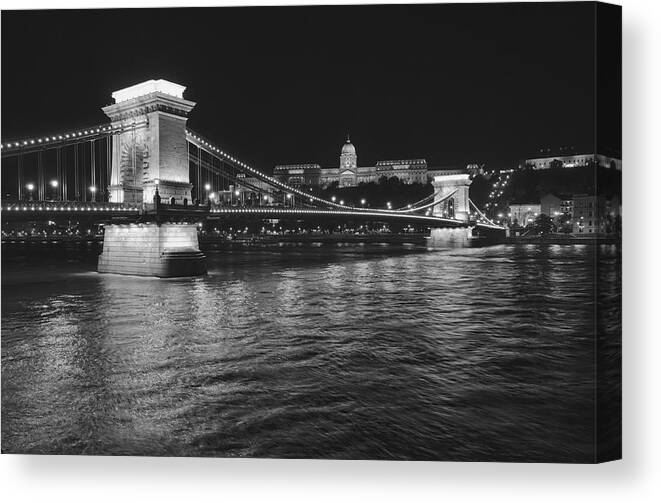 Hungary Canvas Print featuring the photograph Szechenyi Chain Bridge Budapest by Alan Toepfer