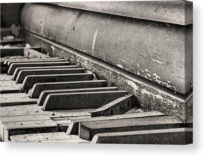 Ghosts Of Gospel Canvas Print featuring the photograph The Day the Music Died by JC Findley