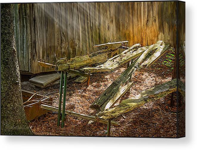 Food And Beverage Canvas Print featuring the photograph The Old Picnic Table by LeeAnn McLaneGoetz McLaneGoetzStudioLLCcom