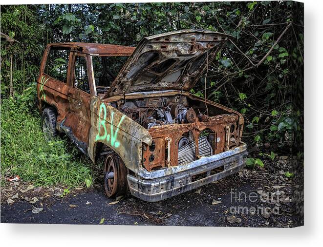 Maui Canvas Print featuring the photograph Trashed Car Maui Hawaii by Edward Fielding