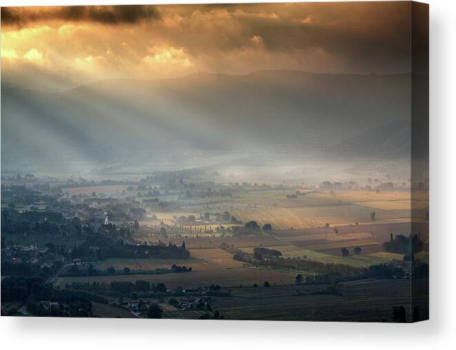 Italy Canvas Print featuring the photograph Tuscany Valley by Al Hurley