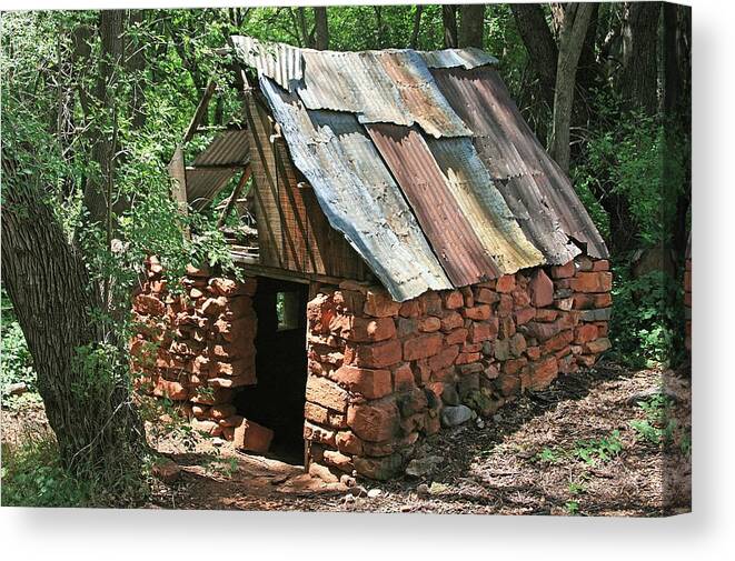 Cabin Canvas Print featuring the photograph Well Ventilated by Gary Kaylor