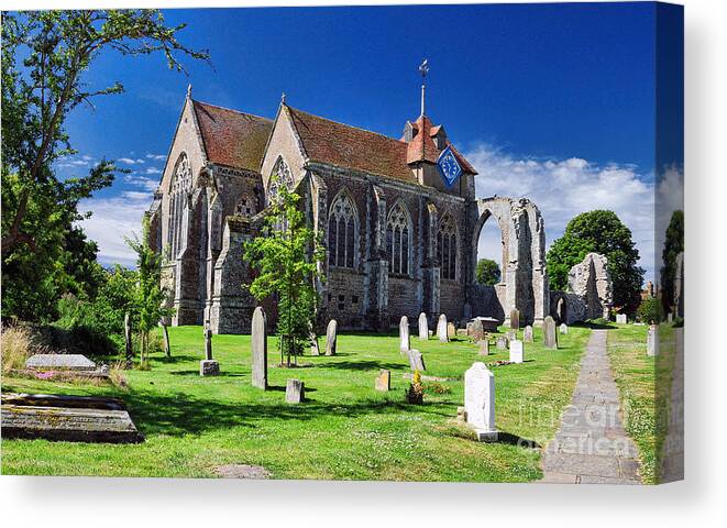 Winchelsea Canvas Print featuring the photograph Winchelsea Church by Nigel Fletcher-Jones