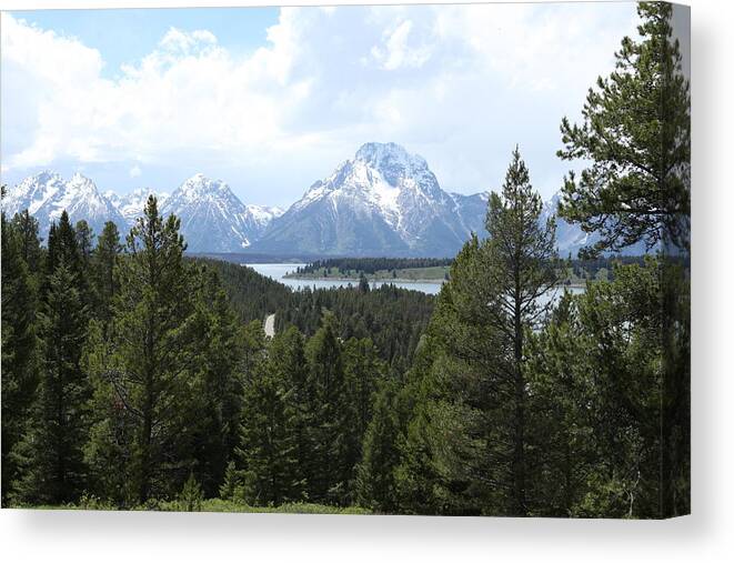 Landscape Canvas Print featuring the photograph Wyoming 6490 by Michael Fryd