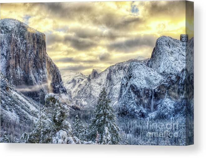 Winter Canvas Print featuring the photograph Yosemite National Park Amazing Tunnel View Winter Beauty by Wayne Moran