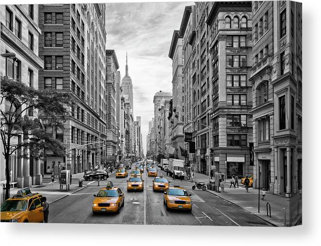 Fifth Avenue Canvas Print featuring the photograph 5th Avenue NYC Traffic by Melanie Viola