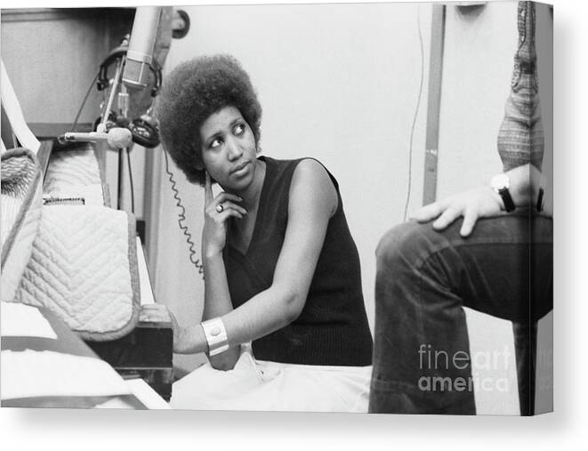 Music Canvas Print featuring the photograph Soul Singer Aretha Franklin At Atlantic #1 by The Estate Of David Gahr