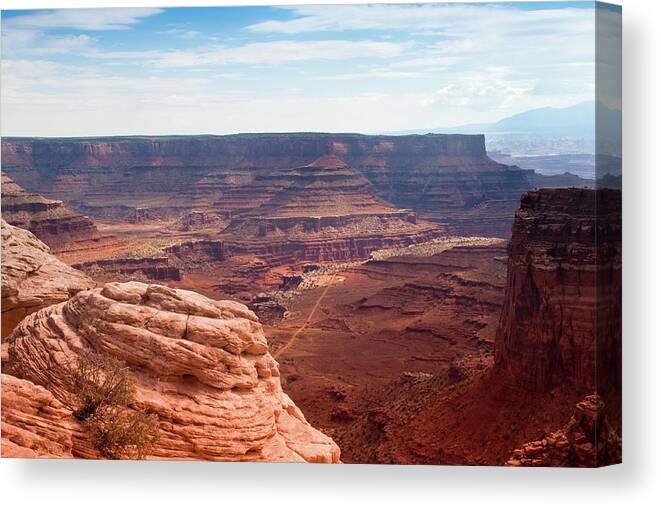 Scenics Canvas Print featuring the photograph Utah #3 by Wsfurlan