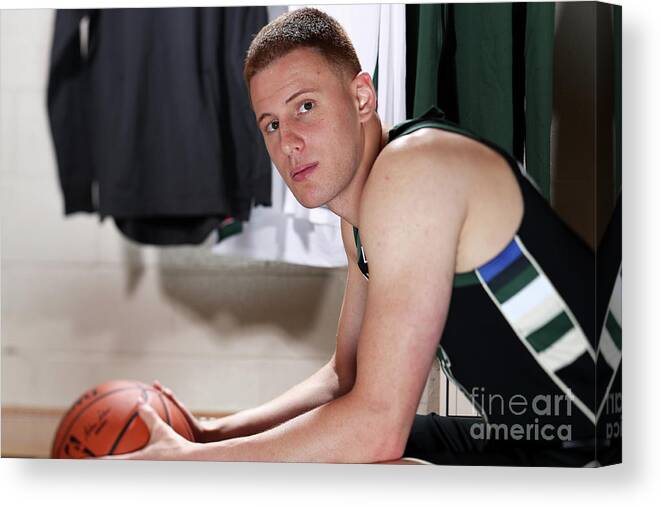 Donte Divincenzo Canvas Print featuring the photograph 2018 Nba Rookie Photo Shoot #64 by Nathaniel S. Butler