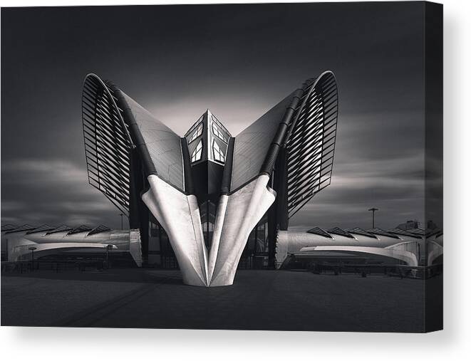 Building Canvas Print featuring the photograph Aries by Oscar Lopez