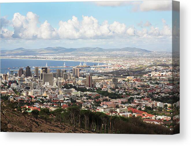Scenics Canvas Print featuring the photograph Cape Town by Rapideye