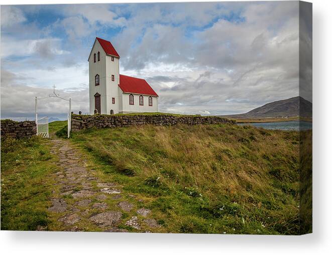 Church Canvas Print featuring the photograph Chapel of Iceland by David Letts