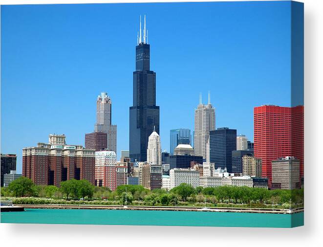 Lake Michigan Canvas Print featuring the photograph Chicago Loop Skyline by Davel5957