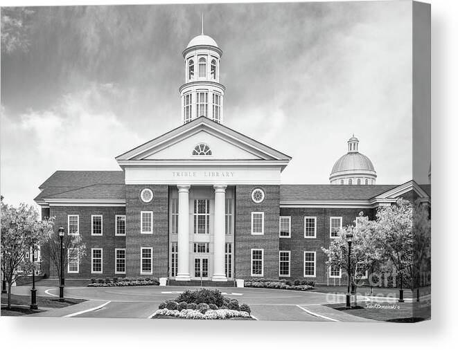 Christopher Newport Canvas Print featuring the photograph Christopher Newport University Trible Library by University Icons