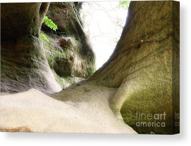 Pogue Creek Canyon Canvas Print featuring the photograph Circle Bar Arch 10 by Phil Perkins