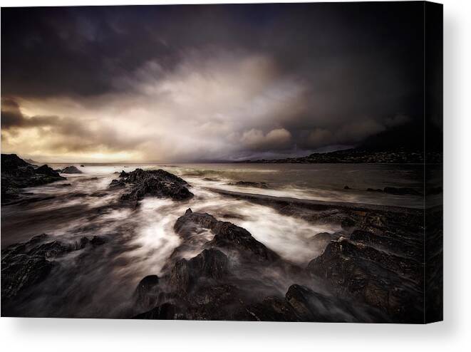 Seascape Canvas Print featuring the photograph Dark Coast by Santiago Pascual Buye