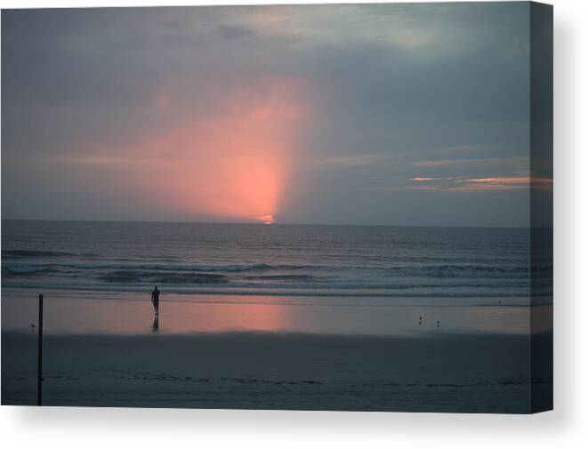 Sunrise Canvas Print featuring the photograph Daybreak Daytona Beach by Emery Graham