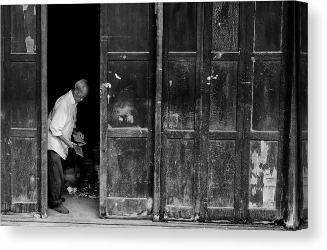 Documentary Canvas Print featuring the photograph Doorway by Kieron Long