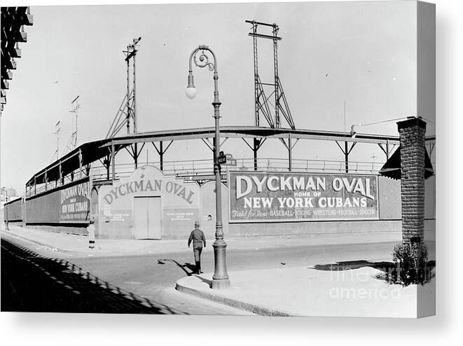 Dyckman Oval Canvas Print featuring the photograph Dyckman Oval by Cole Thompson