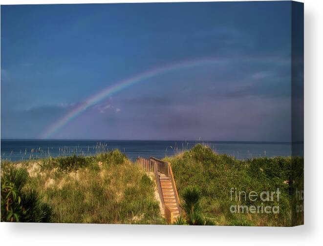 Ocean Canvas Print featuring the photograph End Of A Perfect Day by Lois Bryan