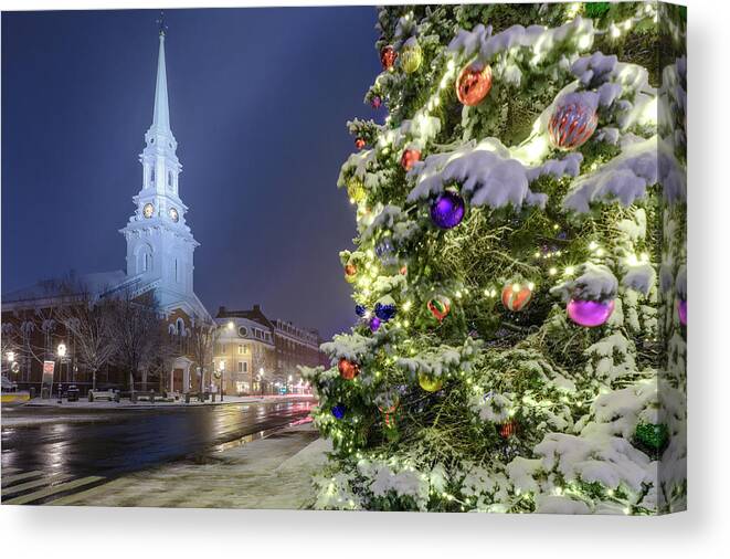 Snow Canvas Print featuring the photograph Holiday Snow, Market Square by Jeff Sinon